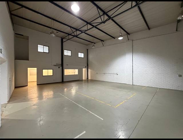 375M² WAREHOUSE TO LET IN BARBEQUE DOWNS
